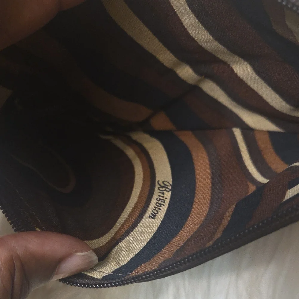 Brighton Textured Black Wristlet with Silver Heart Charm - Picture 2 of 4